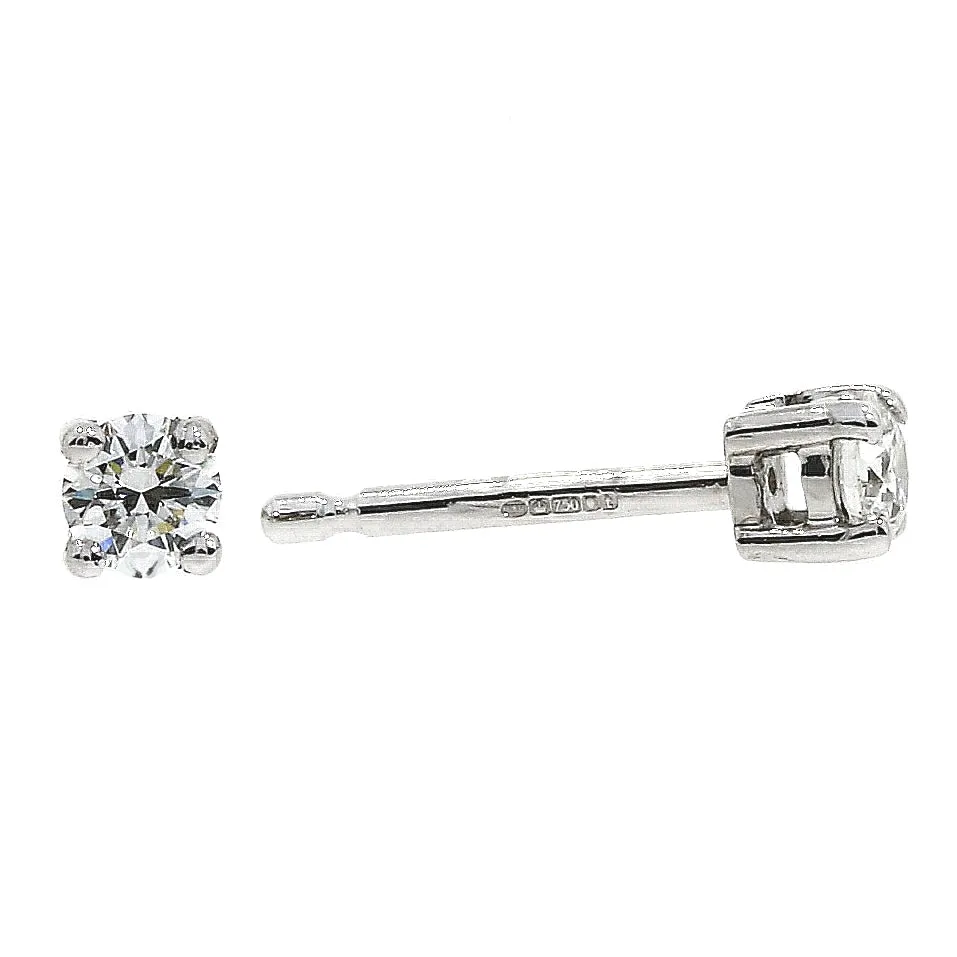 18ct white gold 4 claw solitaire diamond earrings