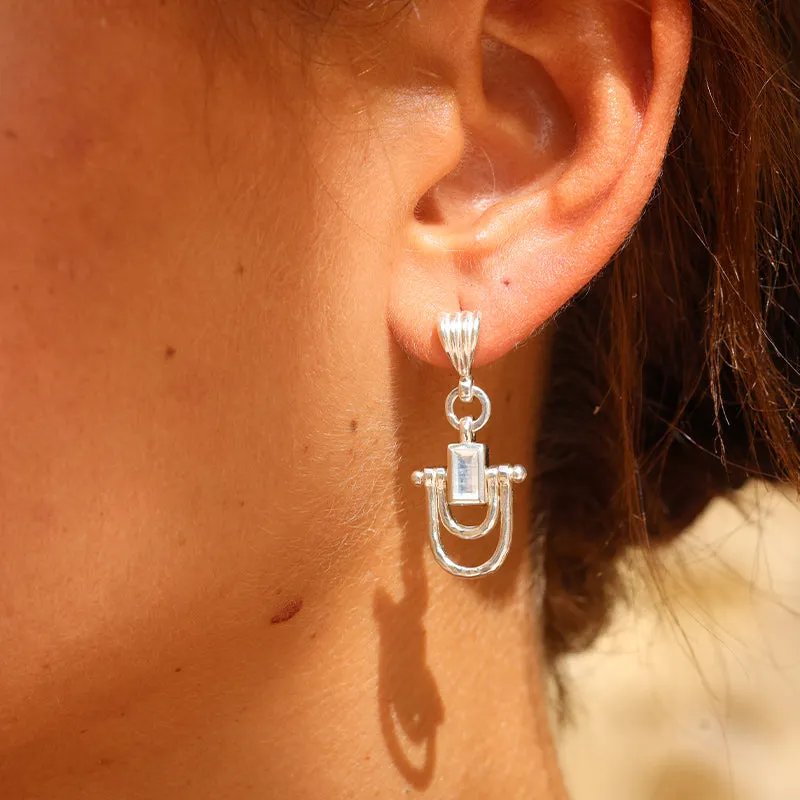 ALLEGRA MOONSTONE EARRINGS