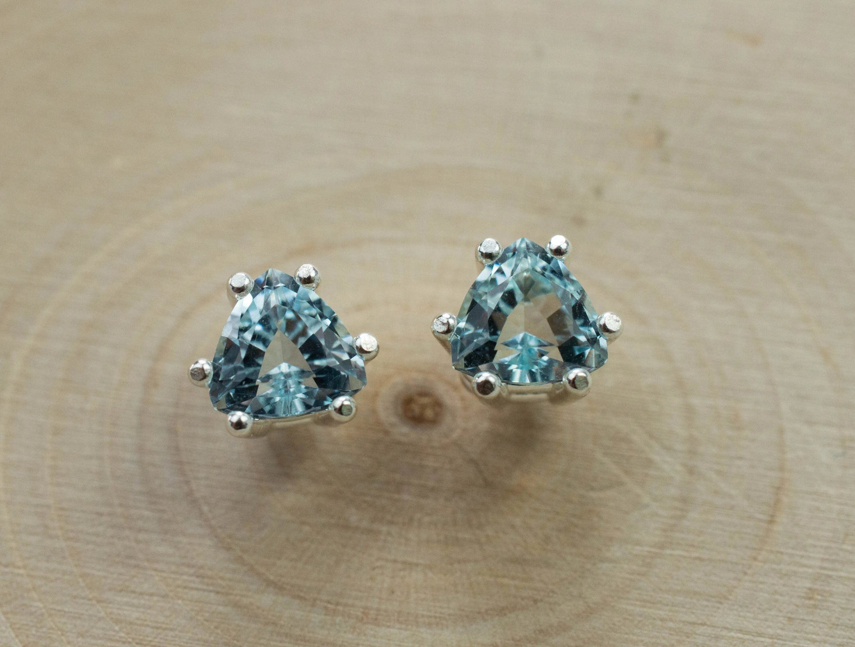 Aquamarine Earrings; Genuine Untreated Mozambique Aquamarine; 1.510cts
