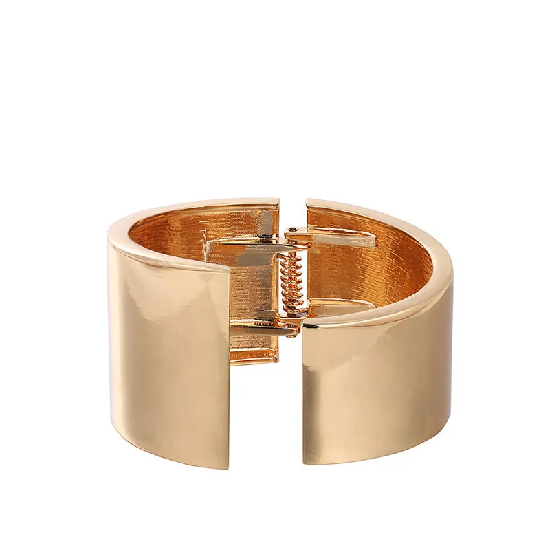 Asymmetrical Wide Mirror Golden Bracelet