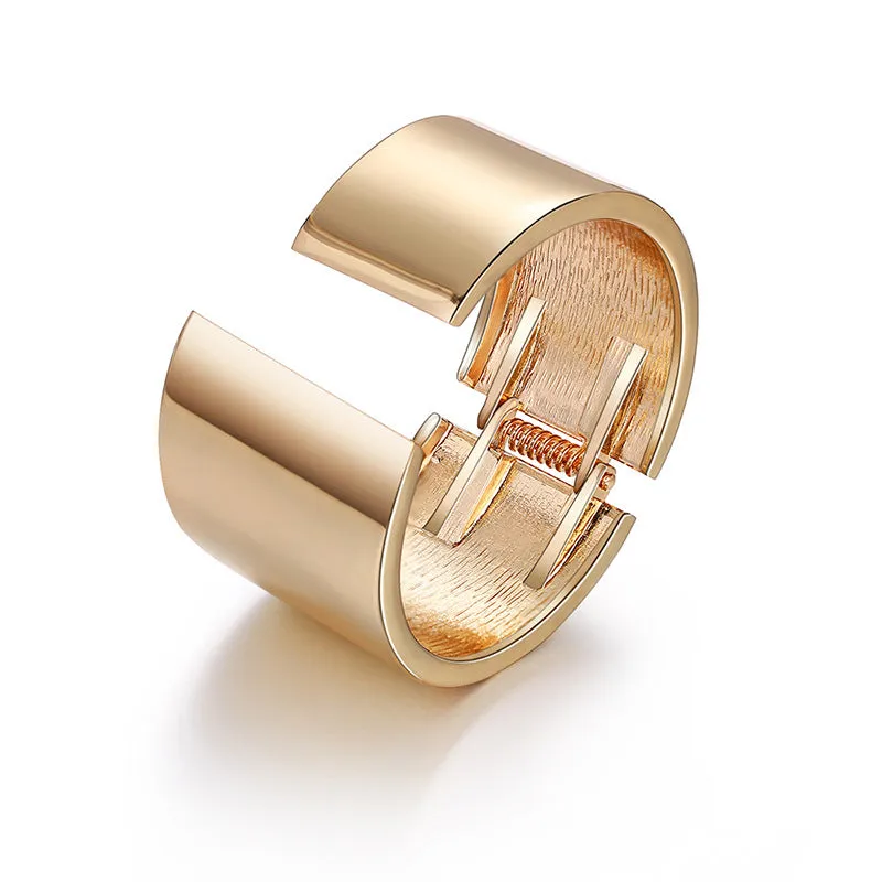 Asymmetrical Wide Mirror Golden Bracelet