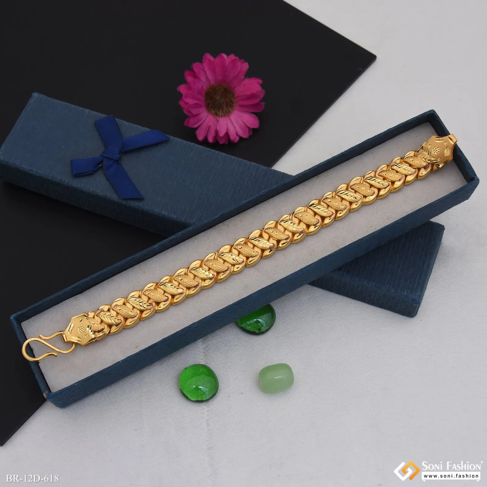 Awesome Design Gold Plated Pokal Bracelet for Men - Style D618