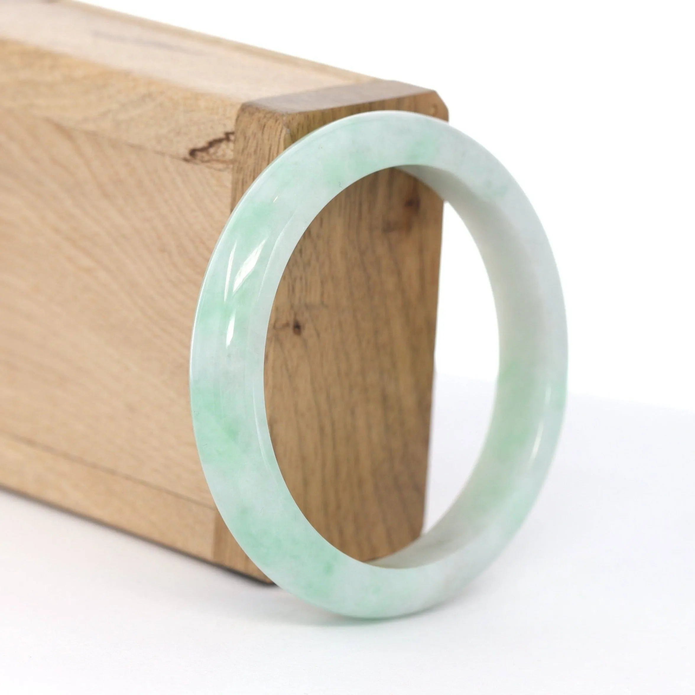 Baikalla "Classic Bangle" Green Lavender Natural Jadeite Jade Bangle ( 55.84 mm ) #597