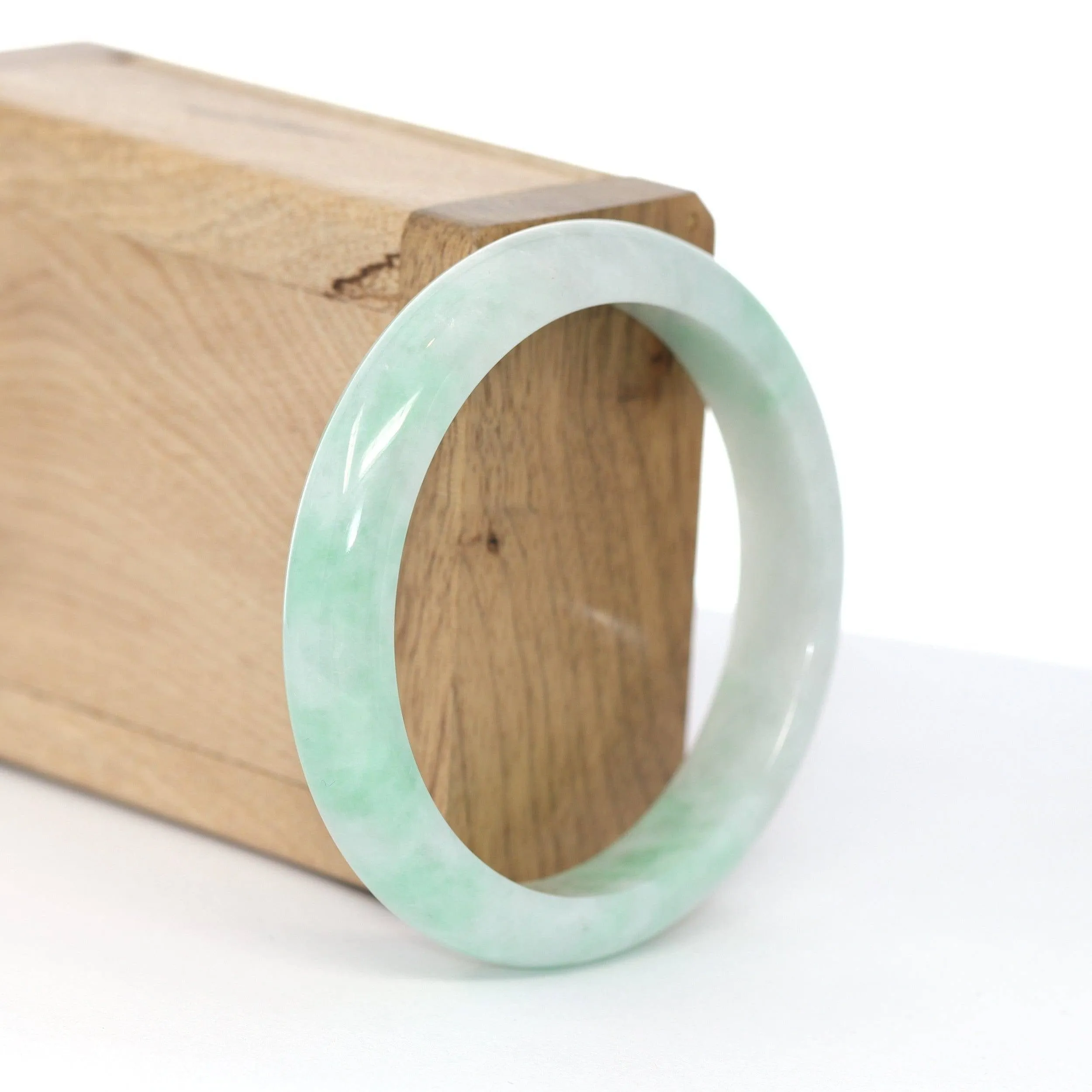Baikalla "Classic Bangle" Green Lavender Natural Jadeite Jade Bangle ( 55.84 mm ) #597