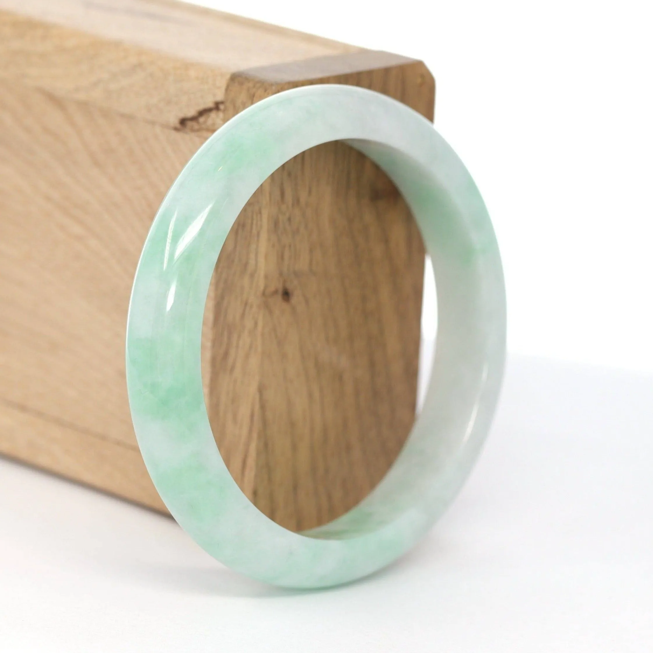 Baikalla "Classic Bangle" Green Lavender Natural Jadeite Jade Bangle ( 55.84 mm ) #597