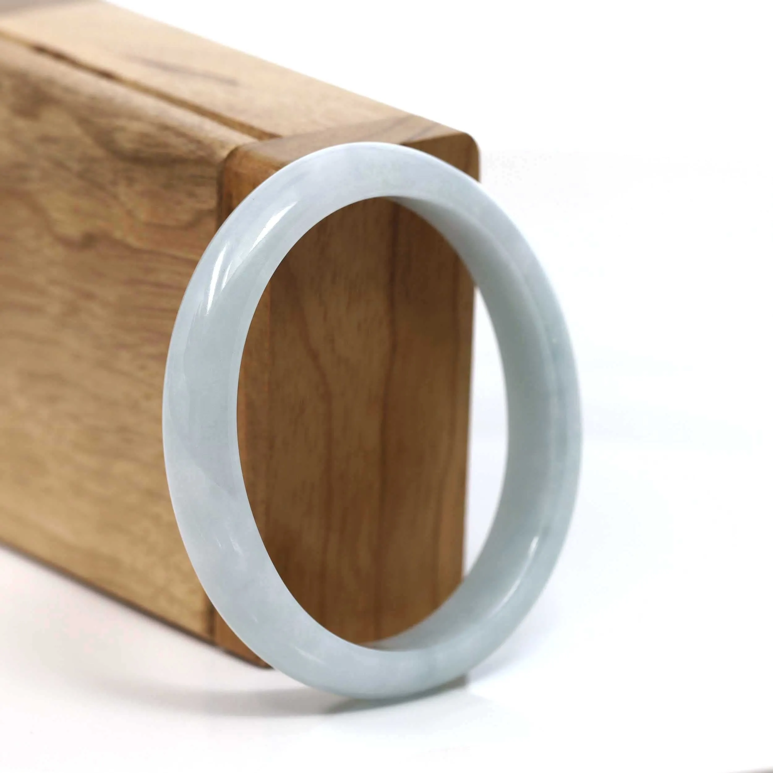 Baikalla "Classic Bangle" Whitish Lavender Natural Jadeite Jade Oval Bangle (57.49mm) #T223