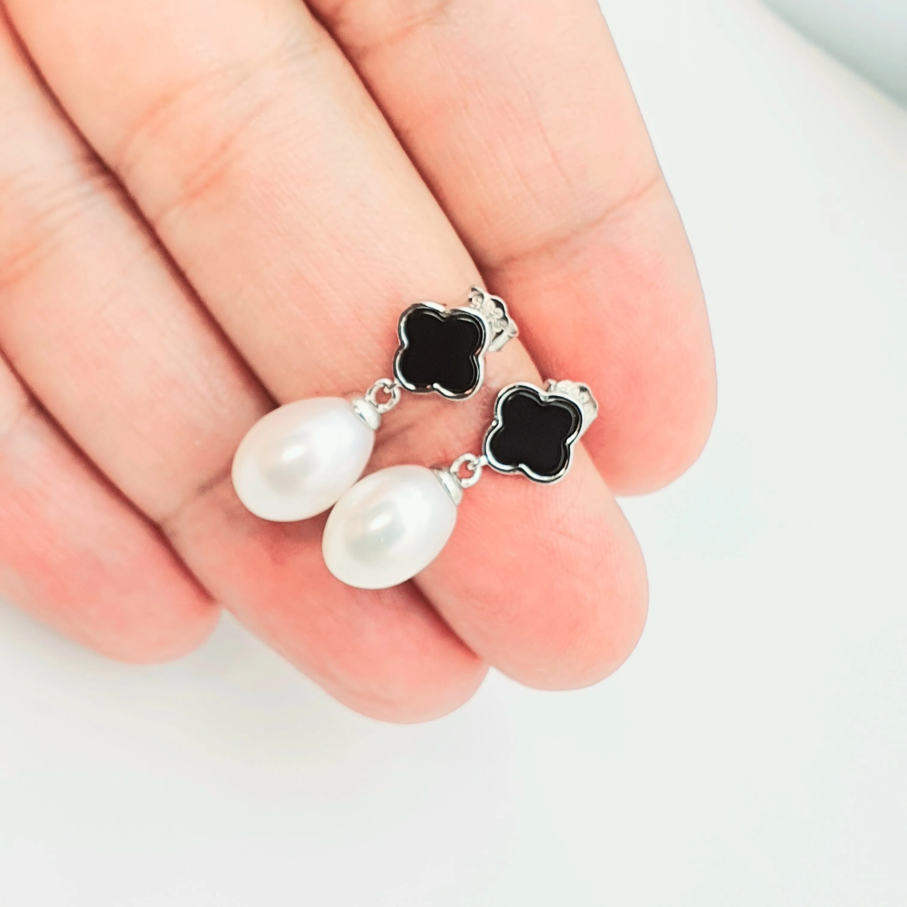 Black Agate Clover & Freshwater Pearl Drop Earring, Sterling Silver