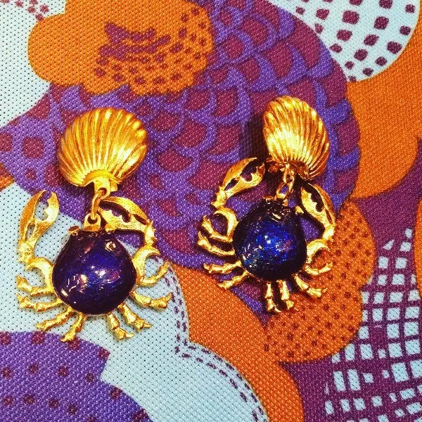 Blue enamel crab sealife earrings