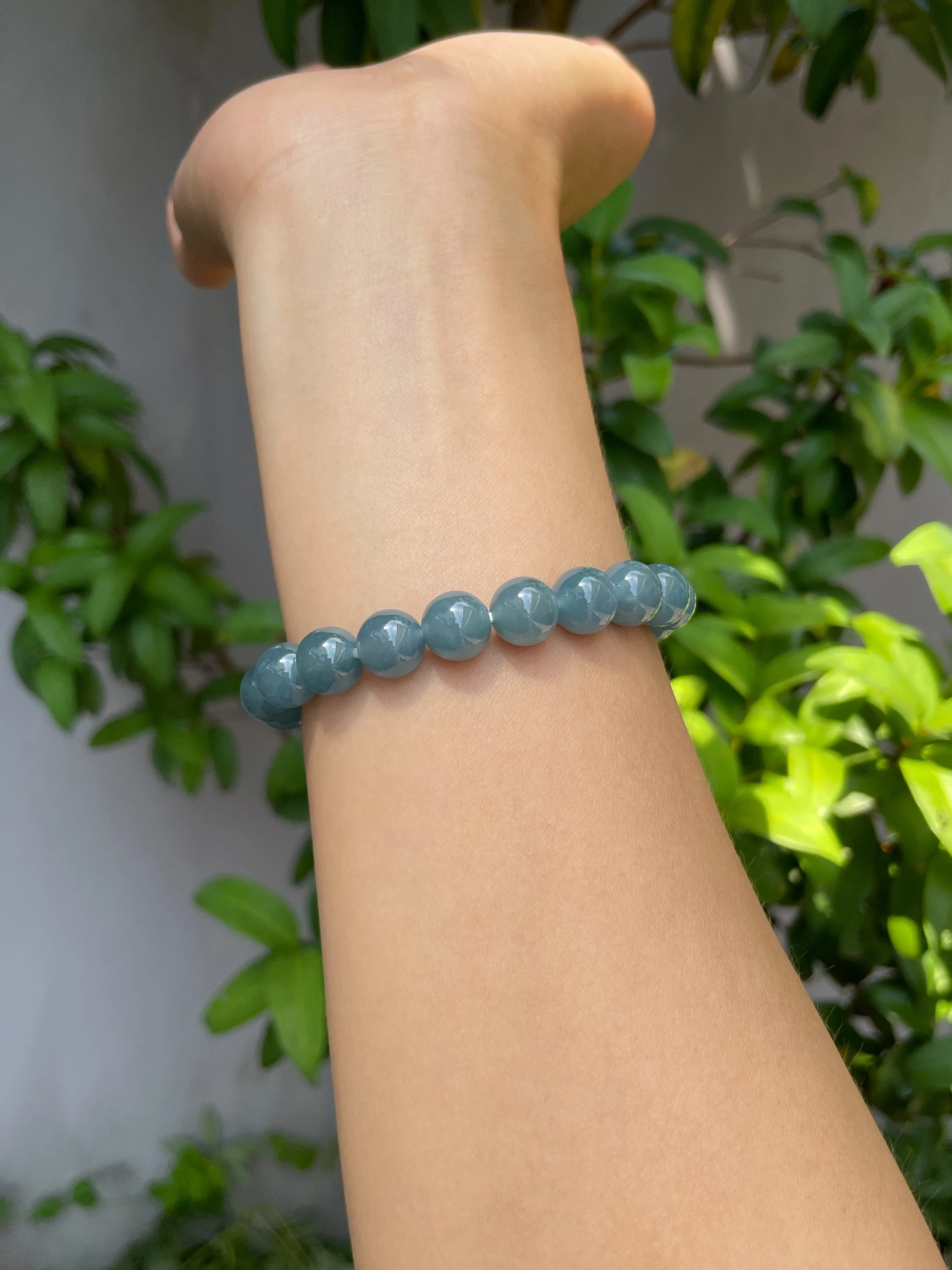 Blue Jade Bracelet - Round Beads (NJBA052)