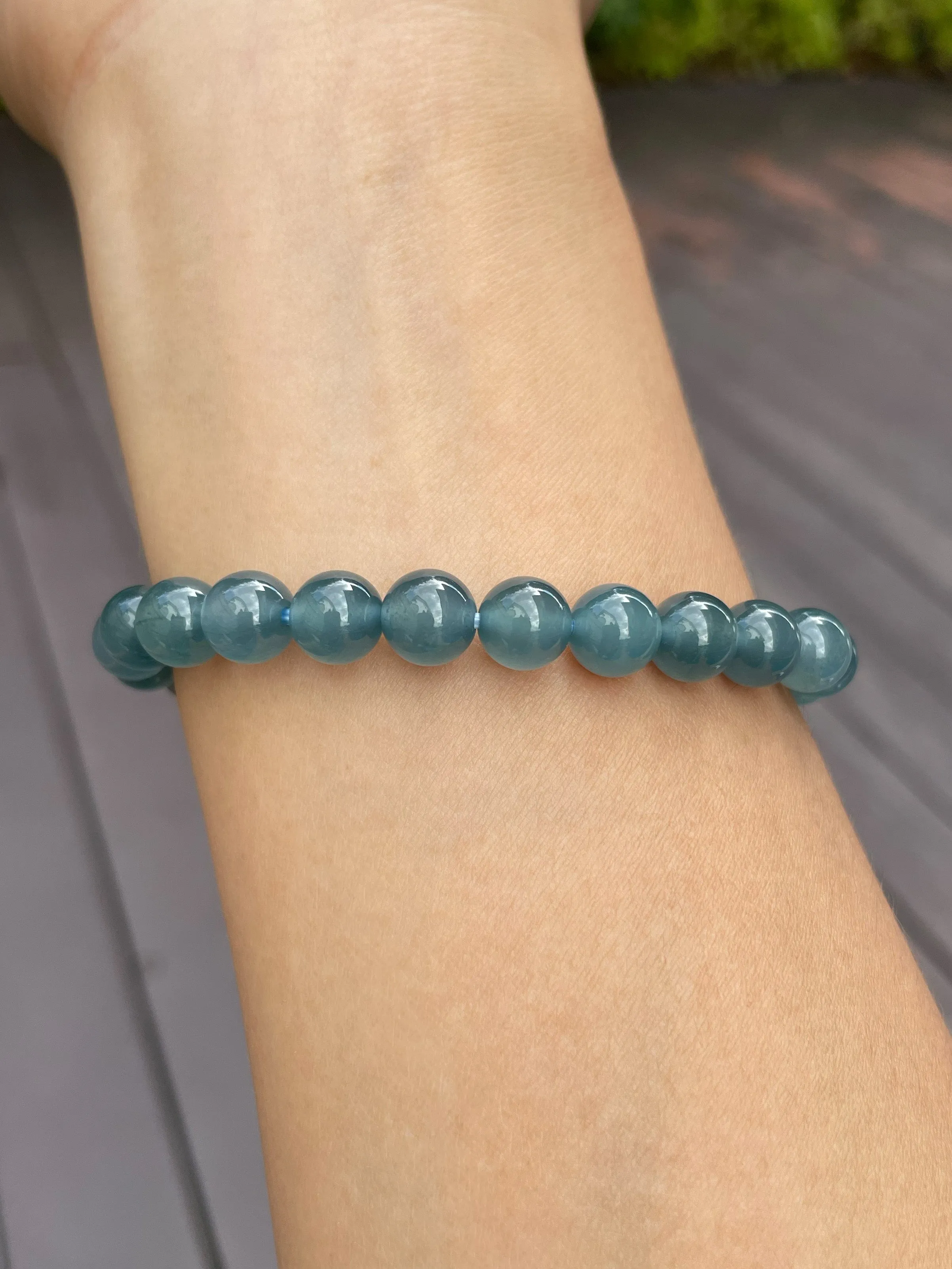 Blue Jade Bracelet - Round Beads (NJBA071)