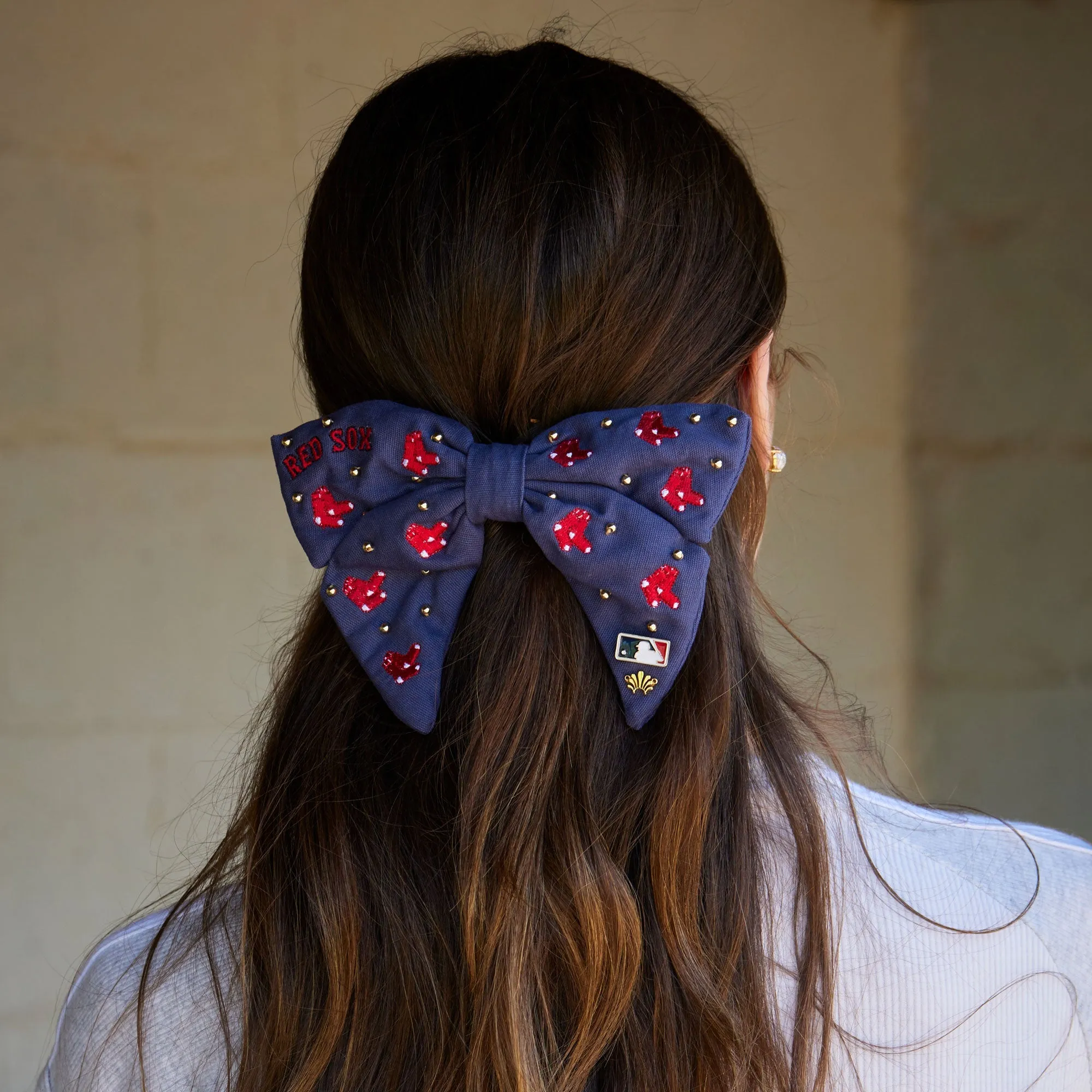 BOSTON RED SOX LELE SADOUGHI / MLB NAVY BOW BARRETTE
