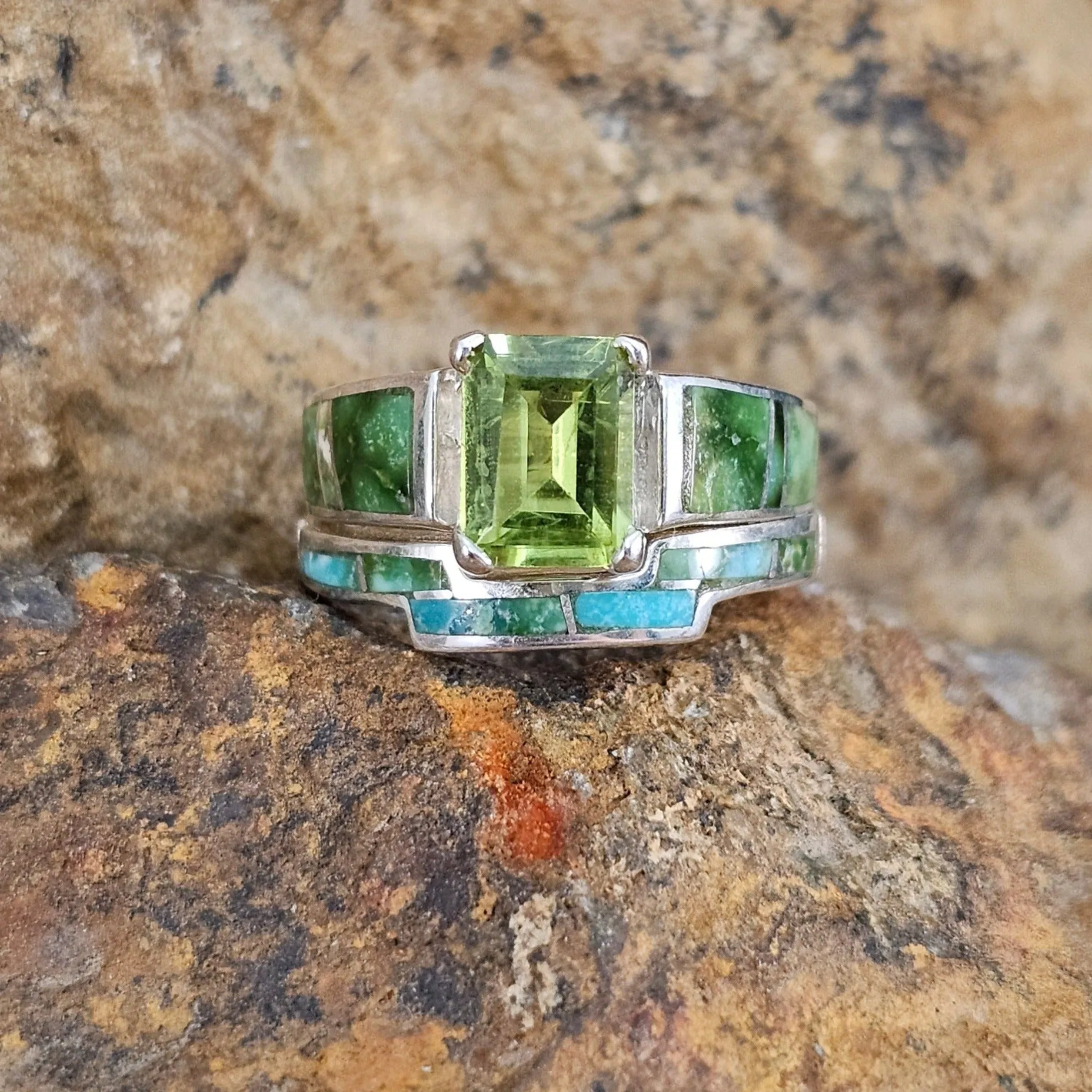 David Rosales Sonoran Gold Inlaid Sterling Silver Ring Set w/ Peridot