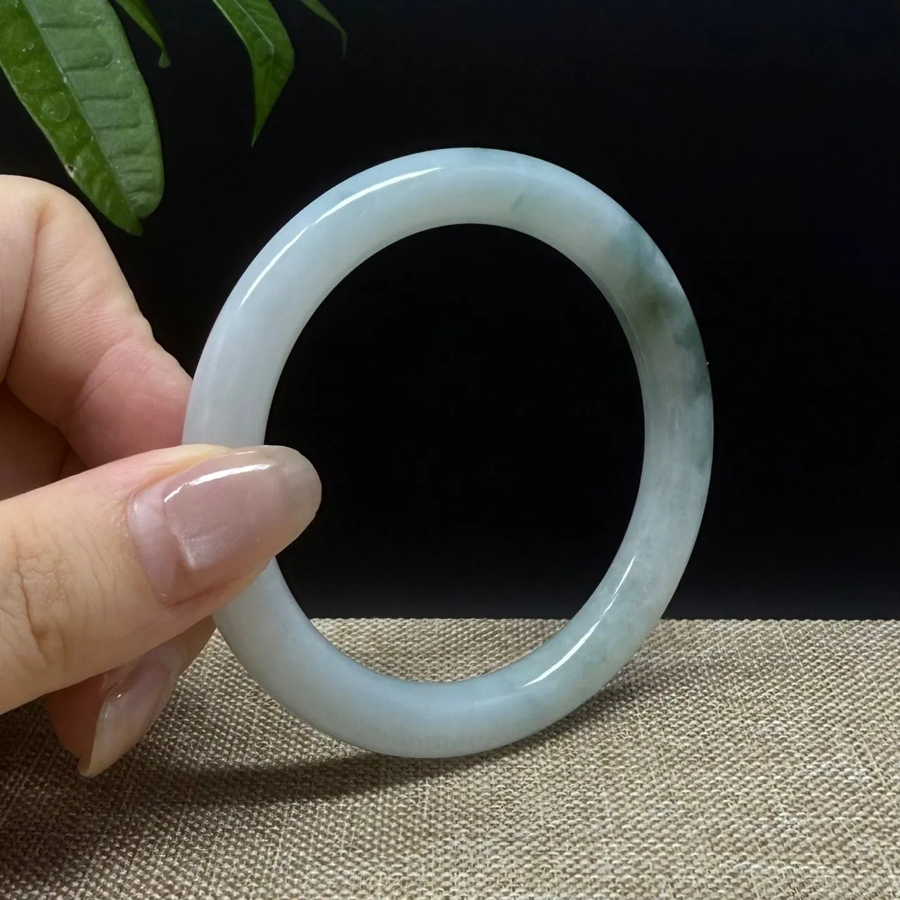 Genuine Burmese Green Jade Jadeite Bangle Bracelet ( 54.9mm )
