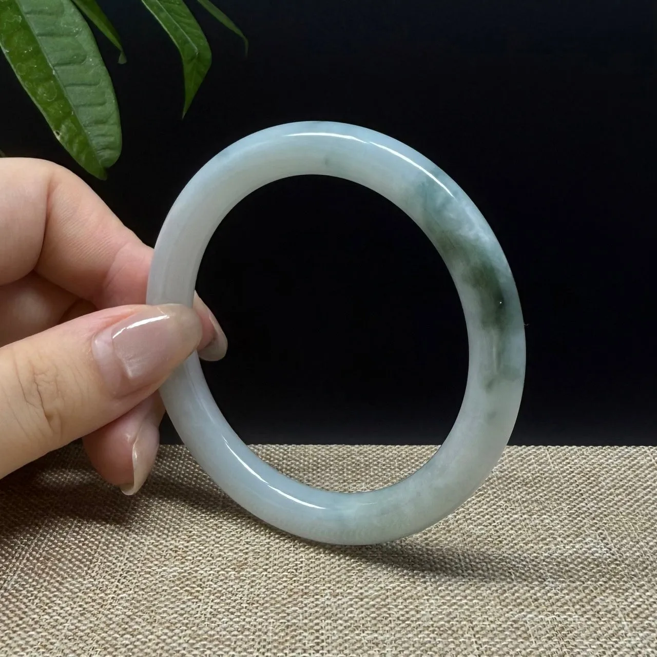 Genuine Burmese Green Jade Jadeite Bangle Bracelet ( 54.9mm )