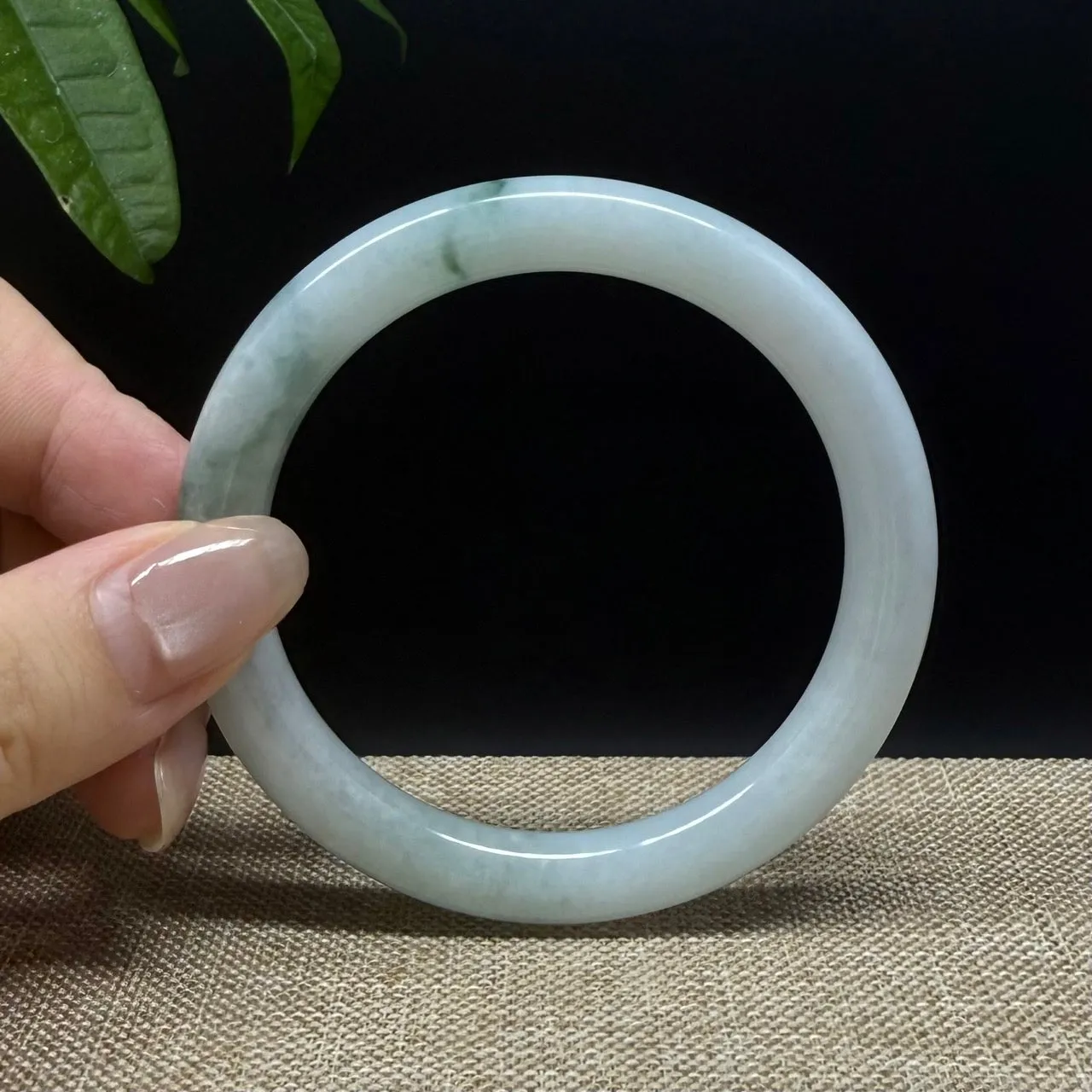 Genuine Burmese Green Jade Jadeite Bangle Bracelet ( 54.9mm )