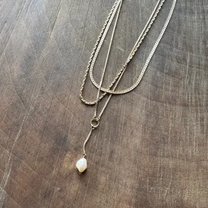 Hailey Gerrits // Palmer Necklace Pearl