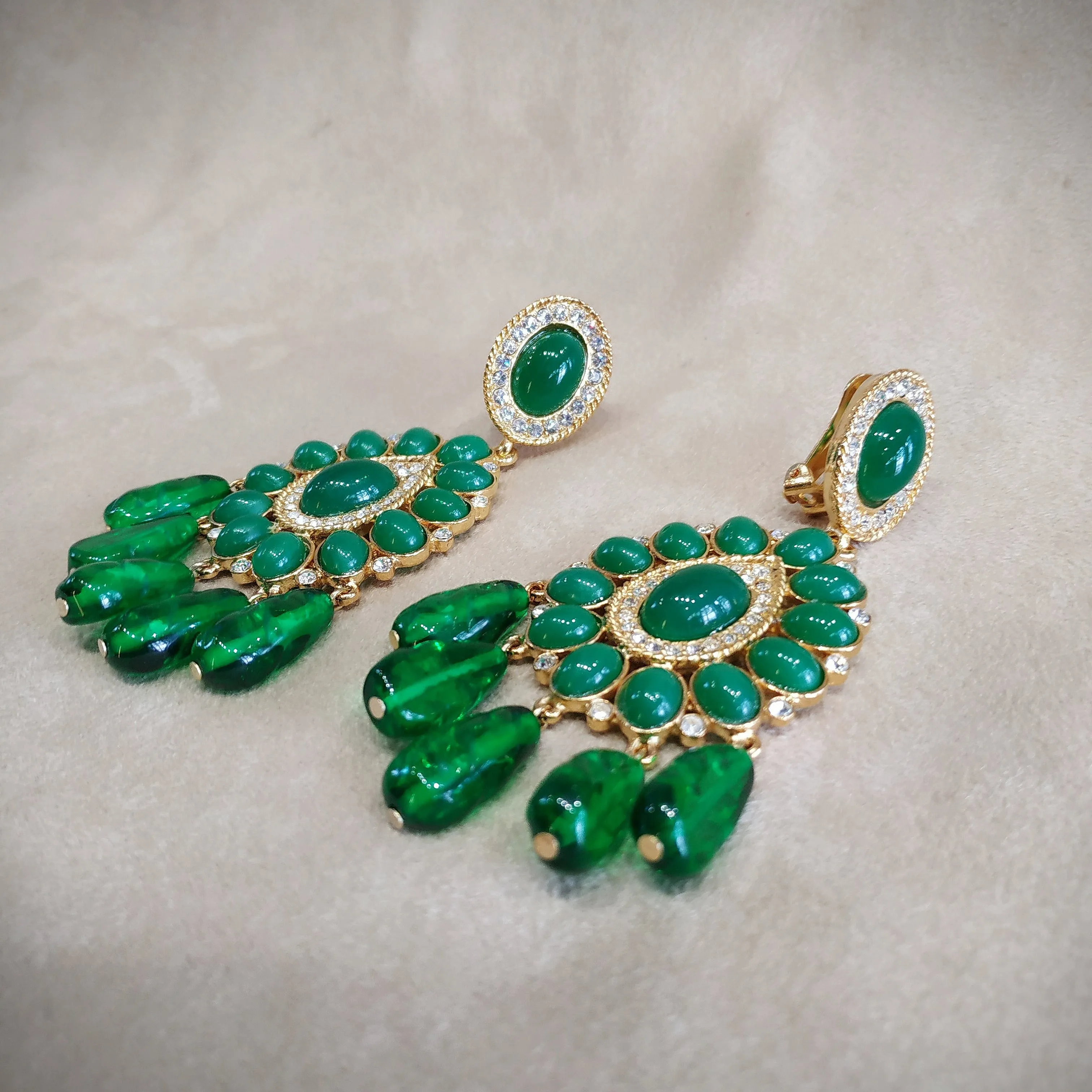 Kenneth Jay Lane. Jade Green glass Chandelier Vintage Clip on Earrings