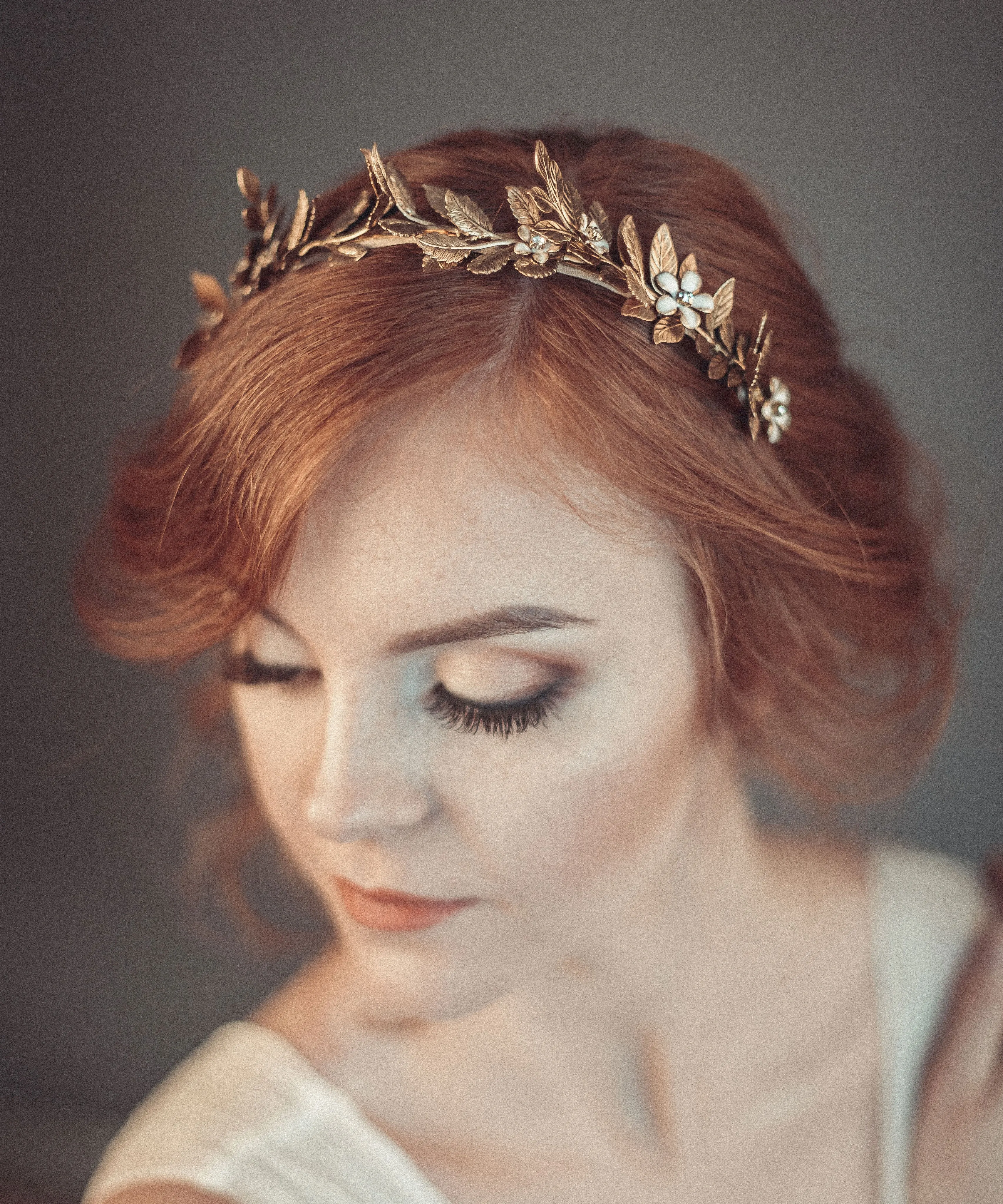 Laurel leaf crown