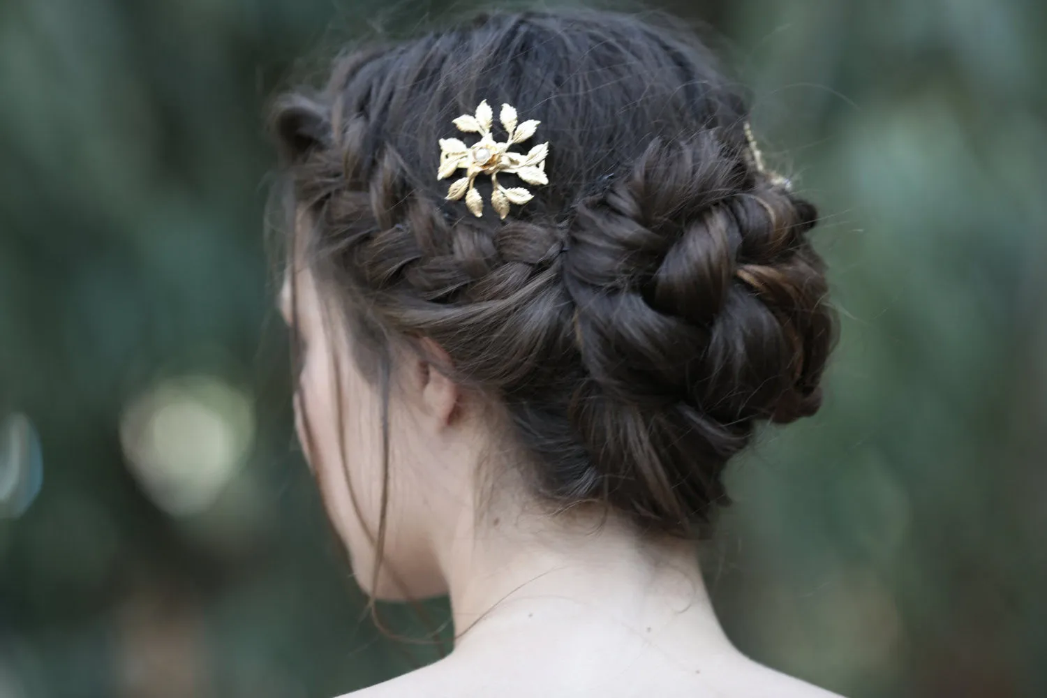 Preorder* Small Leaf Circle Barrette