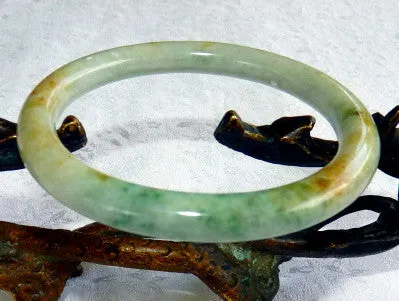 "Glorious" Classic Round Green with Honey Hues Burmese Jadeite Bangle Bracelet 59.5 mm -Grade A Certificate (3098)