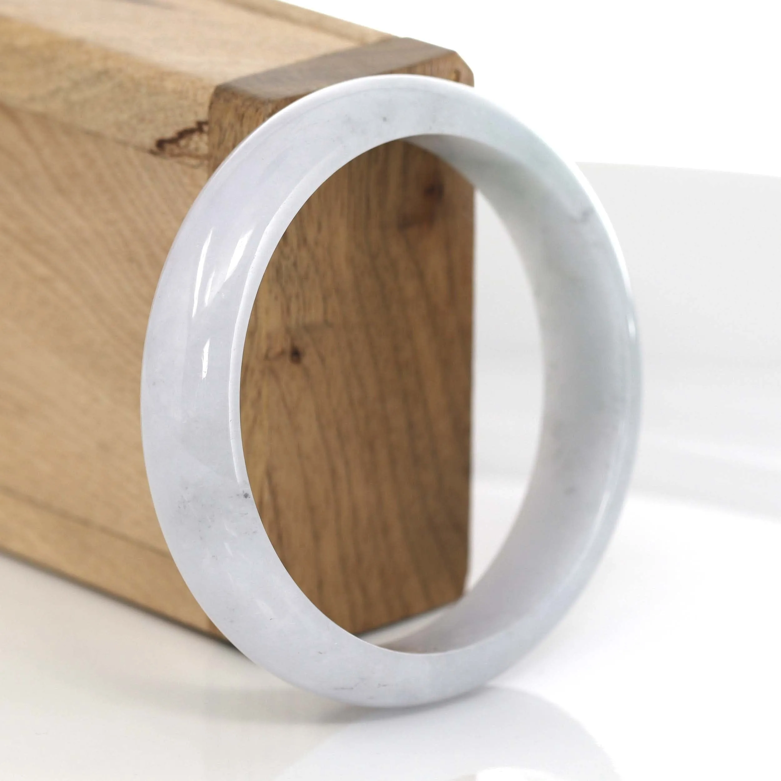 RealJade® Co. Classic Light Lavender Green Natural Burmese Jadeite Jade Bangle (58.04 mm) #639