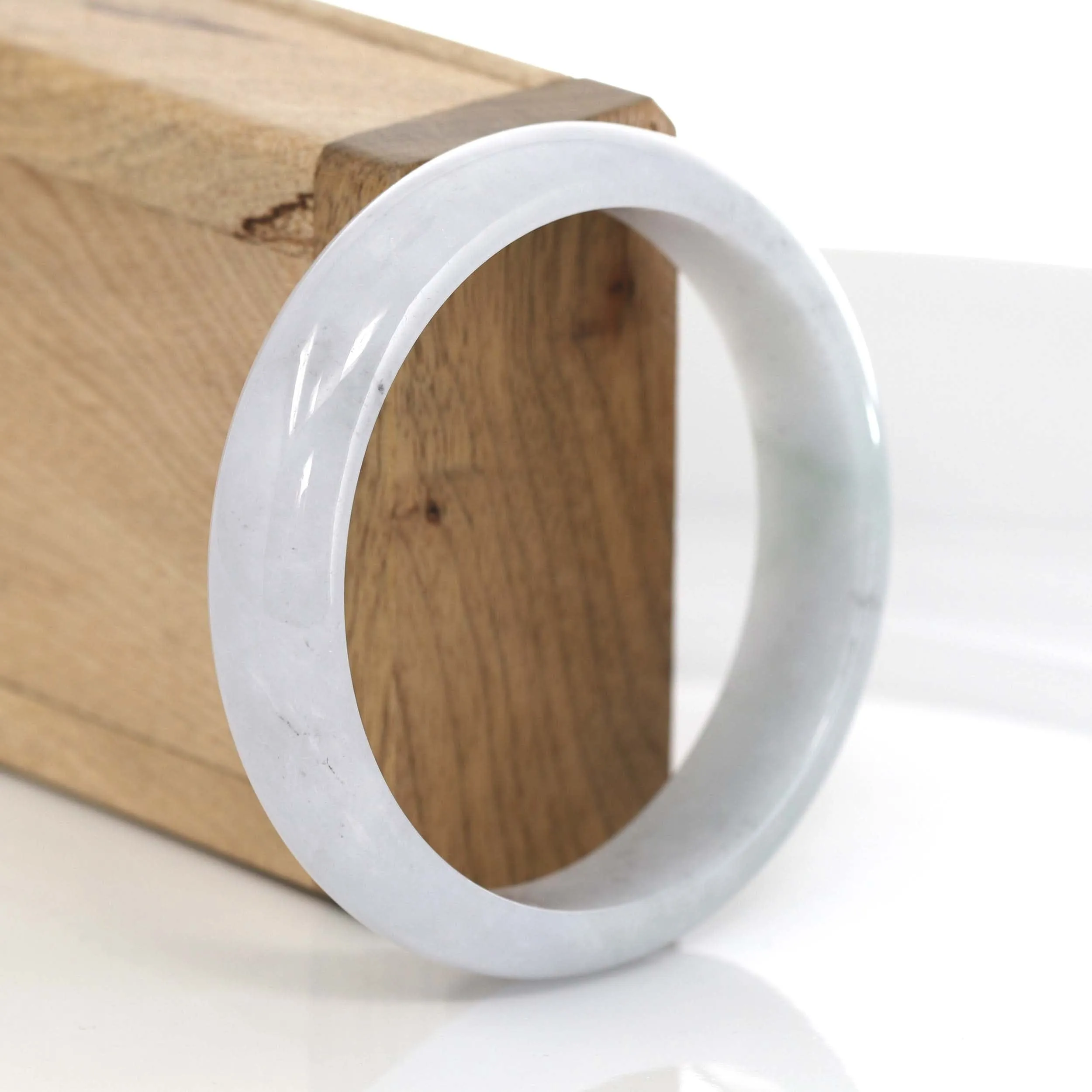 RealJade® Co. Classic Light Lavender Green Natural Burmese Jadeite Jade Bangle (58.04 mm) #639