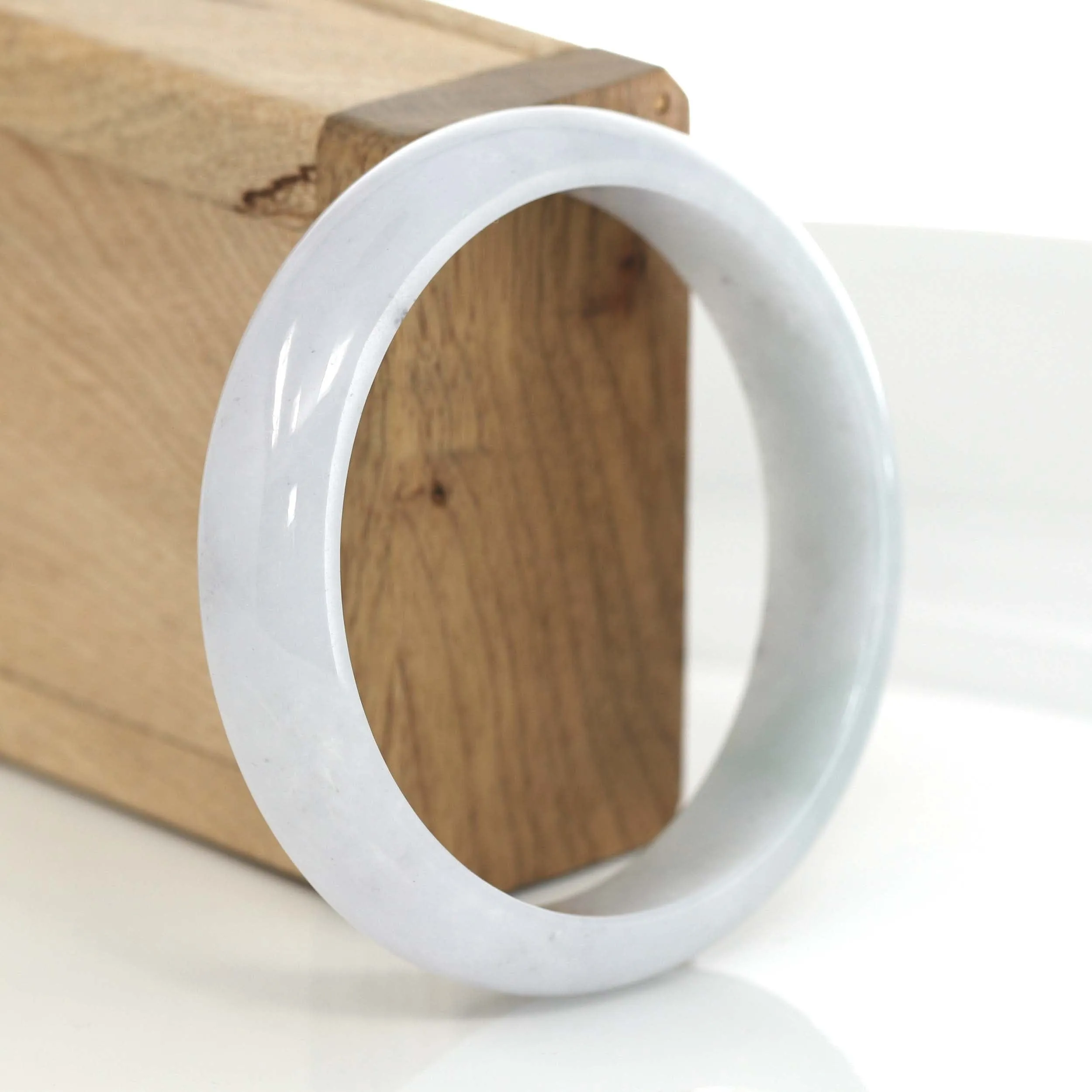 RealJade® Co. Classic Light Lavender Green Natural Burmese Jadeite Jade Bangle (58.04 mm) #639