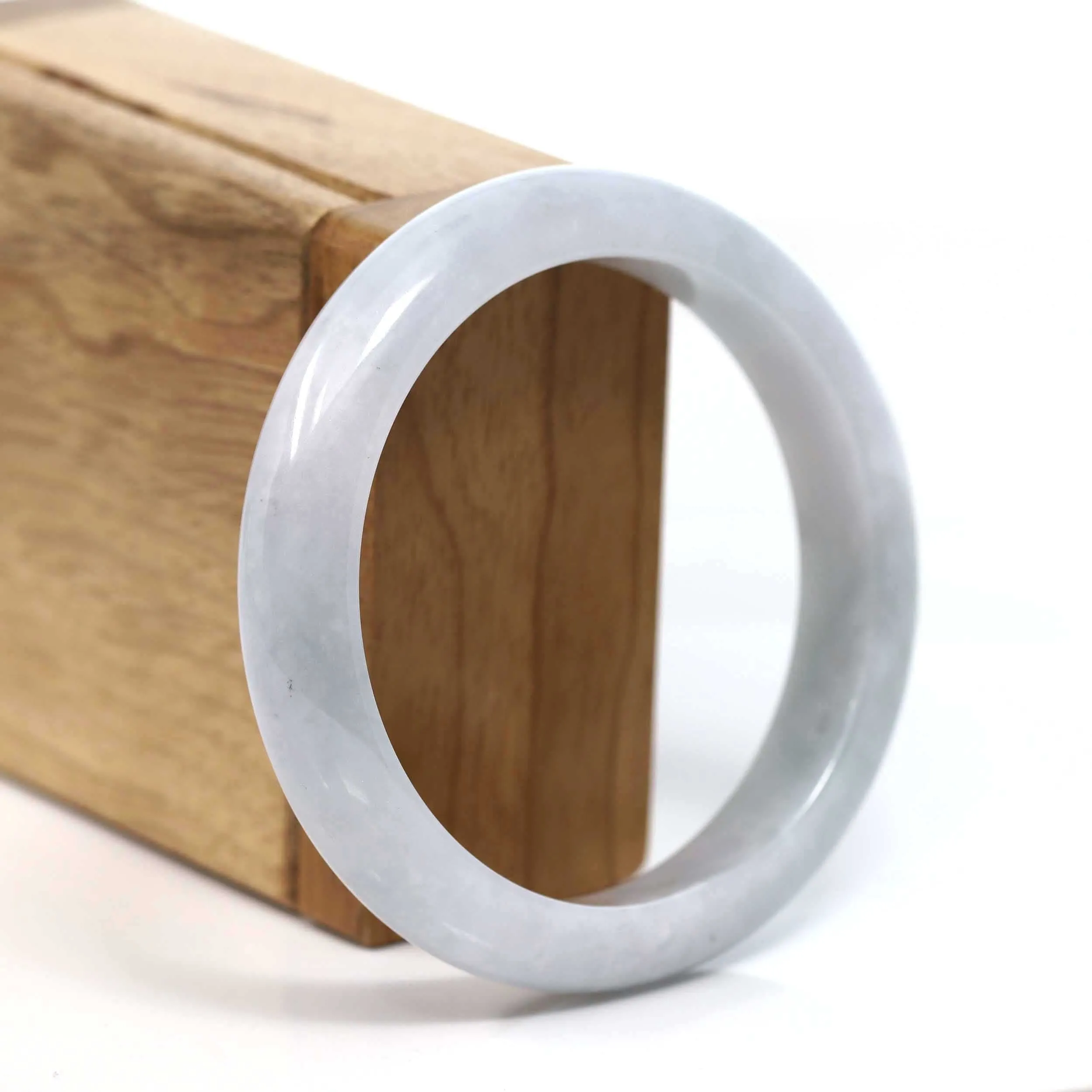 RealJade® Co. "Classic Bangle" Light Lavender Natural Jadeite Jade Bangle (58.57 mm)#T214