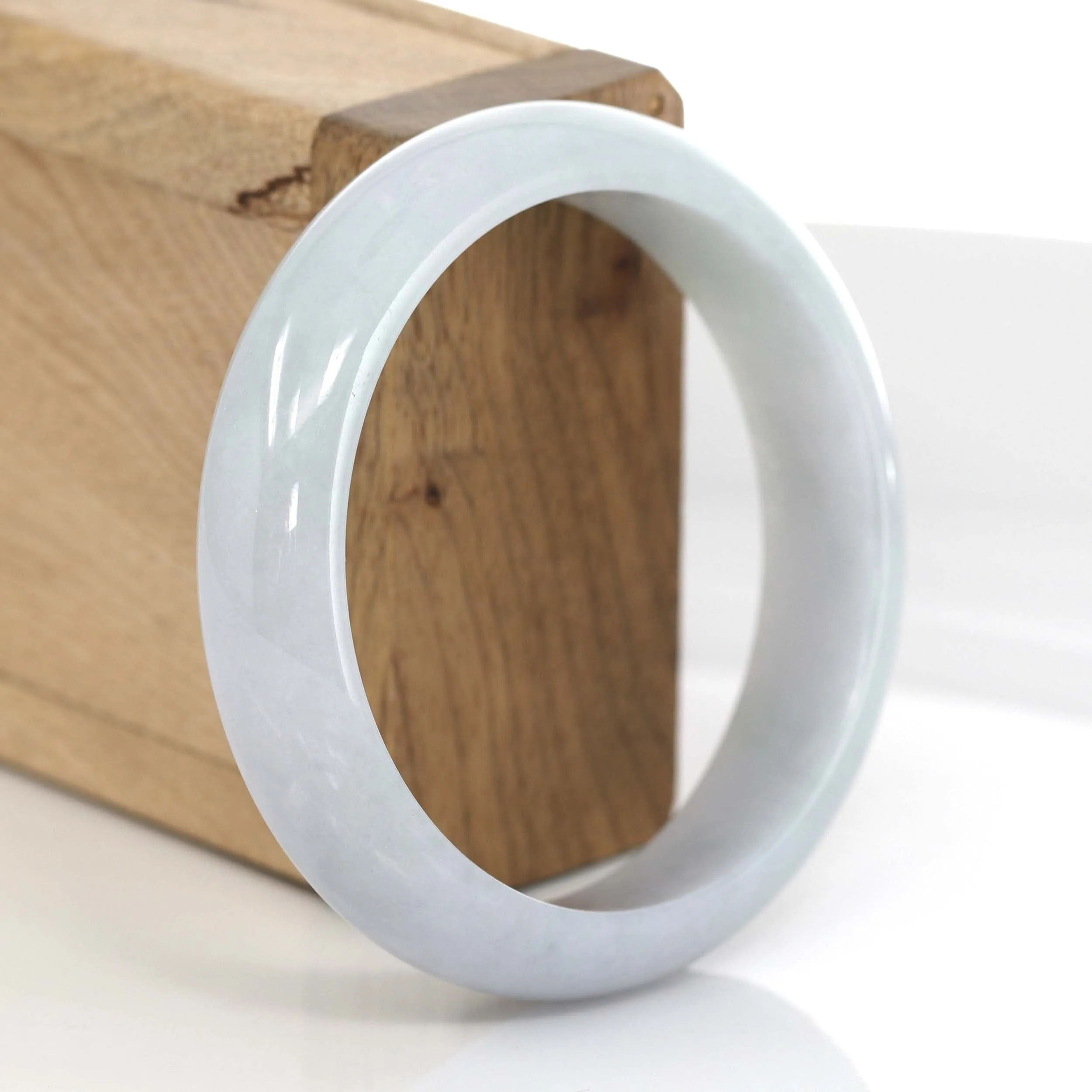 RealJade® Co.Classic Light Lavender Green Natural Burmese Jadeite Jade Bangle (57.41 mm) #624