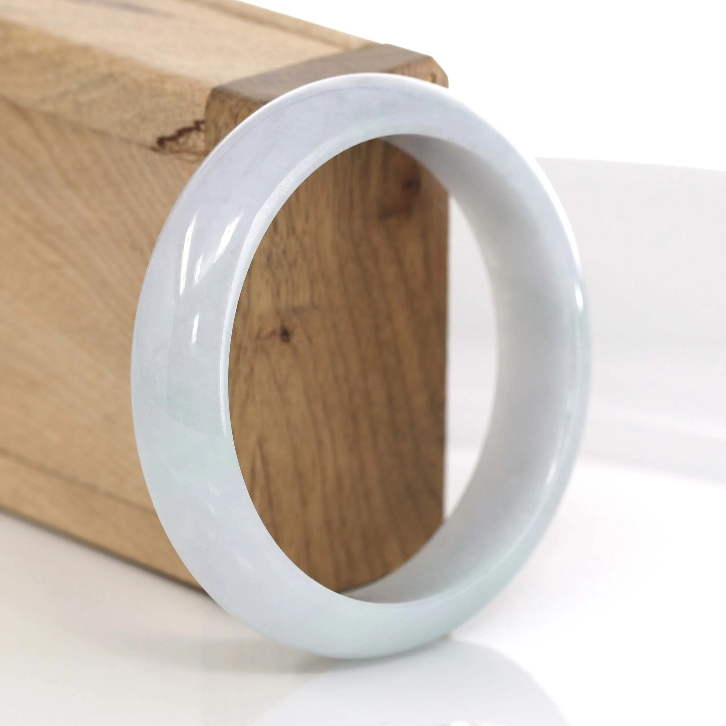 RealJade® Co.Classic Light Lavender Green Natural Burmese Jadeite Jade Bangle (57.41 mm) #624