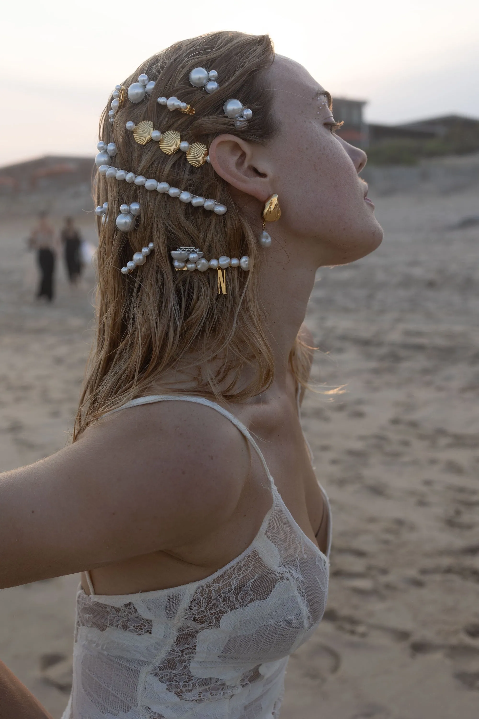 Sandy Pearl Barrette